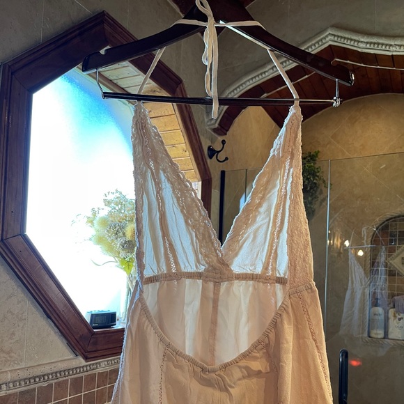 Backless Romper - Picture 3 of 3